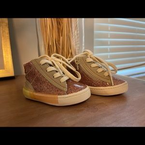 ⭕️SOLD⭕️ Zara glitter girls sneakers